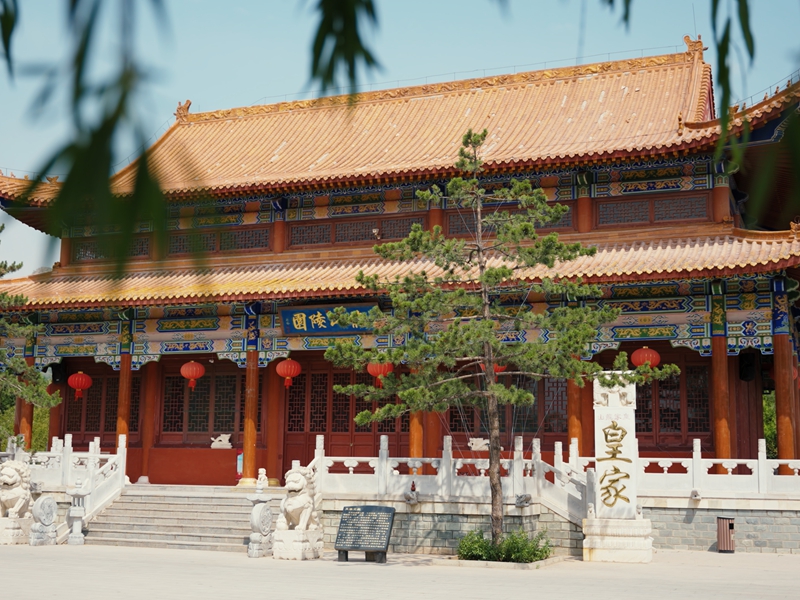 怎样选择一块合适墓地