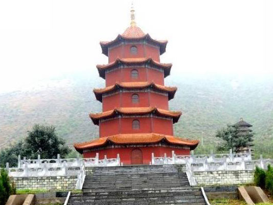 皇家龙山陵园